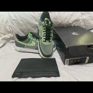 Dorenbecher Air Force 1 low